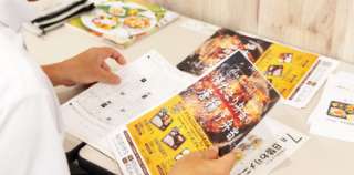 軽作業、DMチラシ折り写真